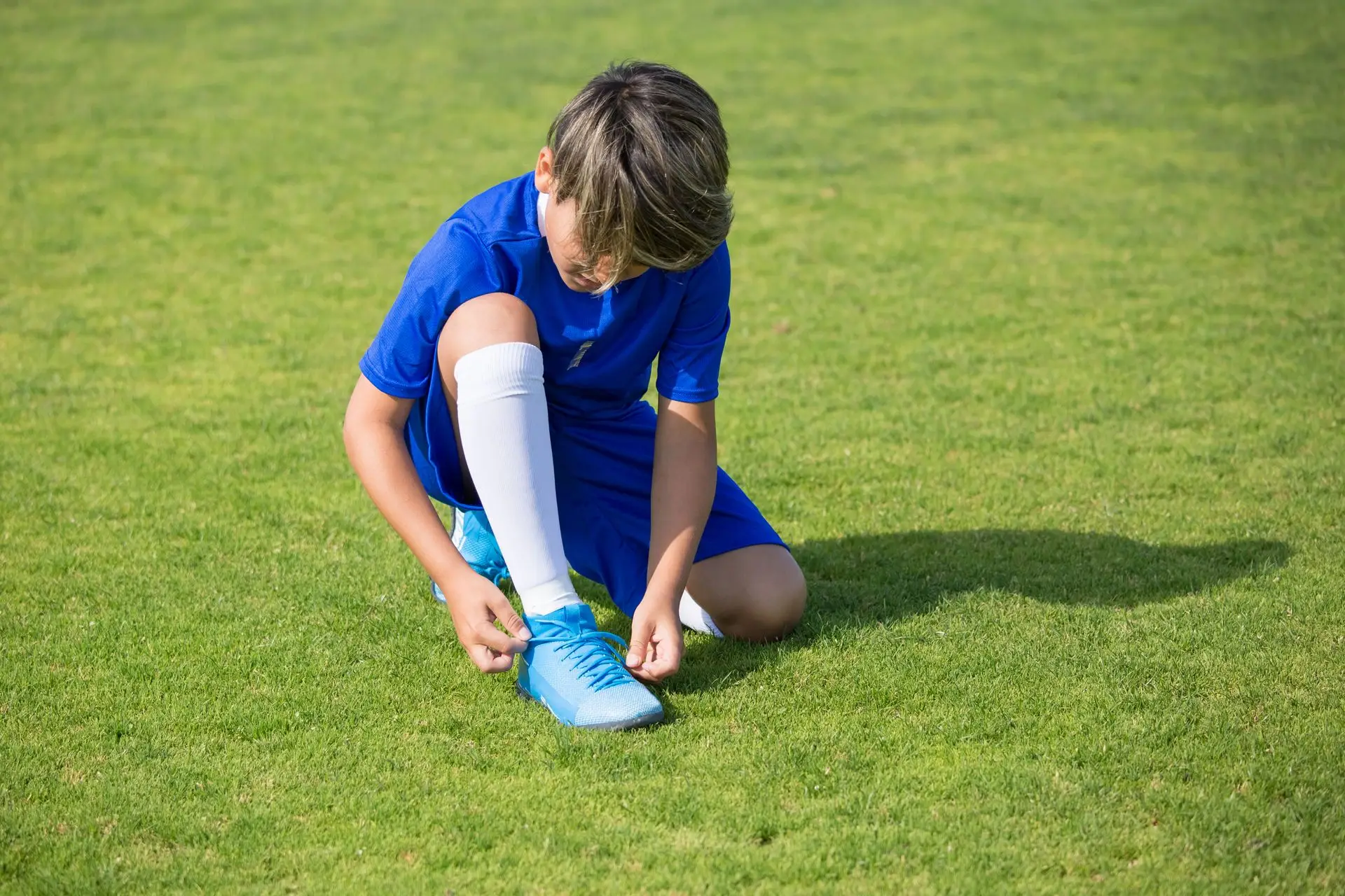 Player walking on the pitch